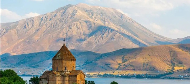 VAN GÖLÜ HAVZASI - İSHAK PAŞA SARAYI - TATVAN TURU